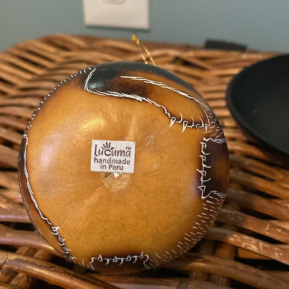 Lucuma Designs Handmade Hand Carved in Peru Dog Gourd Ornament New - Picture 7 of 7